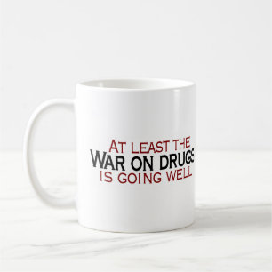 薬剤の戦争 コーヒーマグカップ