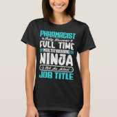 薬剤師の役職の専門薬局技能 Tシャツ (正面)