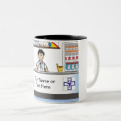 薬剤師 – Male Cartoon by PrintedPerfection.com ツートーンマグカップ (正面右)