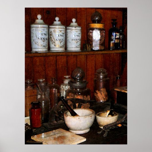 薬品店のモルタルと杵 ポスター (正面)