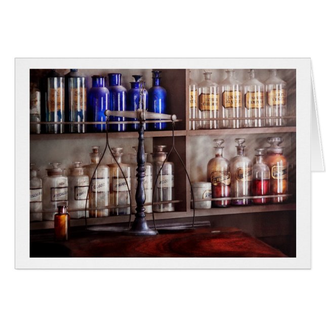 薬学- Apothecarius (正面横)