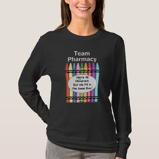 薬局おもしろい技術者Tシャツチーム(女性用) Tシャツ (正面)