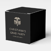 薬局カスタム院卒業会のPharmD医師 フェイバーボックス (正面サイド)