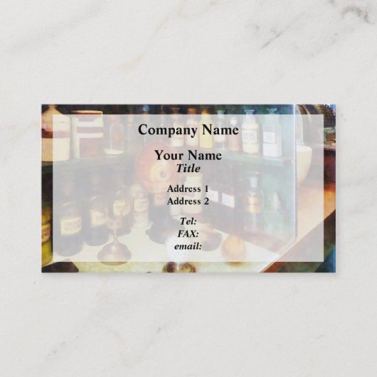 薬屋のカウンターの後ろ 名刺 (正面)