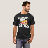 薬物よりチキンナゲット プレゼント Tシャツ (正面フル)