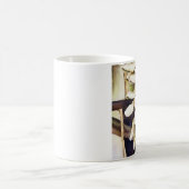 藤の開花のコーヒーのマグ コーヒーマグカップ (中央)