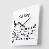 藤泉が鳥の歌に鍵音楽から参加 スクエア壁時計 (傾斜)