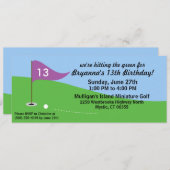 藤色の紫がグリーンをヒットするゴルフの誕生日パーティー 招待状 (正面/裏面)