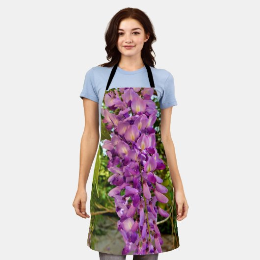 藤開花オールオーバープリントエプロン エプロン (着用した状態)