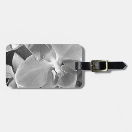 蘭の花が灰色で咲き乱れる ラゲッジタグ