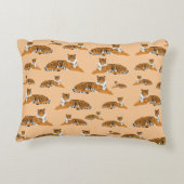 虎の動物模様 アクセントクッション (裏面)