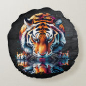 虎の飲料水の反射 ラウンドクッション (裏面)