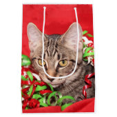 虎猫の子猫のクリスマス ミディアムペーパーバッグ (裏面)