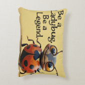 虫になる、伝説になる アクセントクッション (裏面(縦))