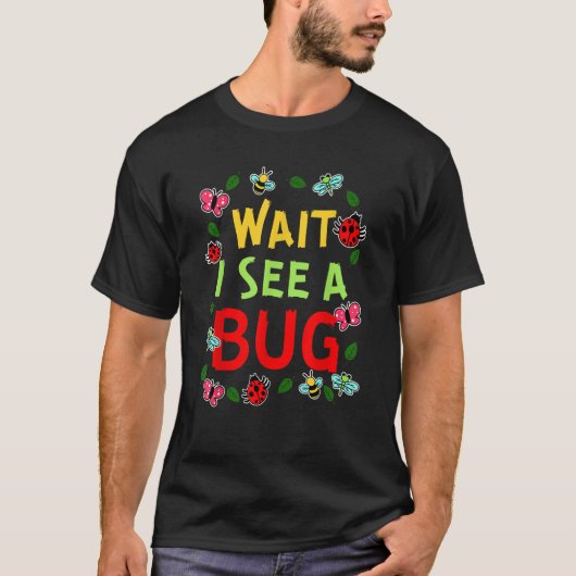 虫の女の虫が見えるのを待つ Tシャツ (正面)