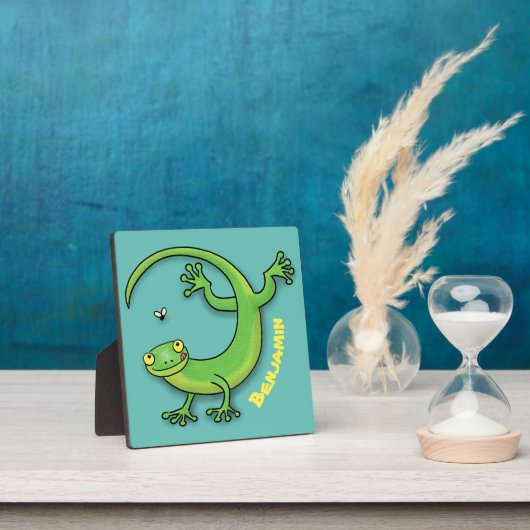 虫の漫画と可愛い幸せな緑のゲッコ挨拶 フォトプラーク (インサイチュ)