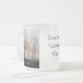 虹が付いている虹の執筆マグ フロストグラスマグカップ (正面左)