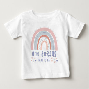 虹とハート1歳パーソナライズされた日 ベビーTシャツ