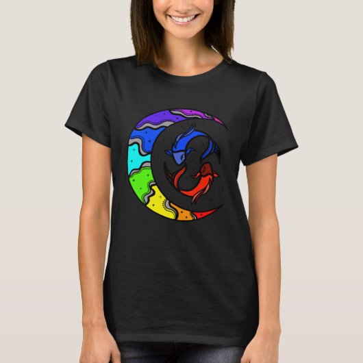 虹と三日月と日本の鯉 Tシャツ (正面)