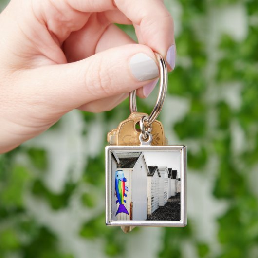 虹によって着色される凧 キーホルダー (手)