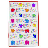 虹によって着色される漫画象のハッピーバースデー ミディアムペーパーバッグ (正面)