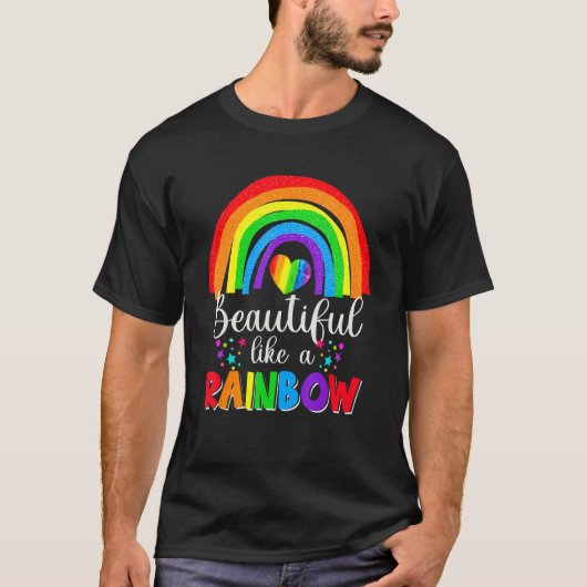 虹のかわいい虹のような美しい誇りを持ったハート Tシャツ (正面)