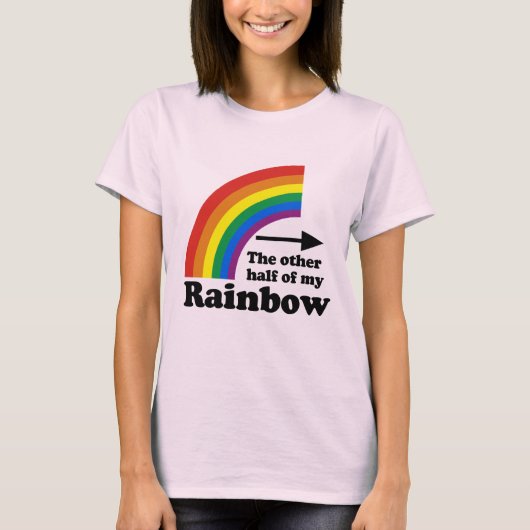 虹のもう半分が右を指している -.png tシャツ (正面)