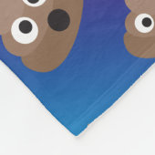 虹のウンチのEmojiかわいいパターン フリースブランケット (角)