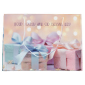 虹のクリスマスプレゼントを作成 ラージペーパーバッグ (正面)