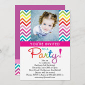 虹のシェブロンのパーティの招待状 招待状 (正面/裏面)