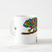 虹のチェック模様のカメレオンのマグ コーヒーマグカップ (正面左)