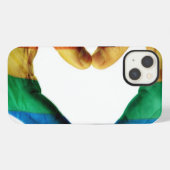 虹のハートとして絵を描かれる手 iPhoneケース (裏面横)