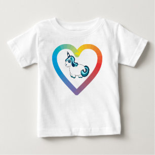 虹のハートのユニコーン ベビーTシャツ