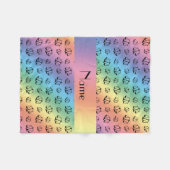 虹のパーソナライズされた正義を名付けはかりで測る フリースブランケット (正面(横))