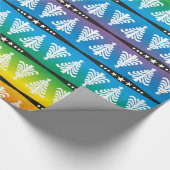 虹のモダンなホワイトクリスマスの木パターン ラッピングペーパー (角)