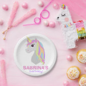 虹のユニコーンの誕生日の名前をカスタムするの紙皿 ペーパープレート (パーティー)