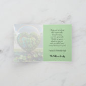 虹の下のシャムロックで作られたハート シーズンカード (内部)