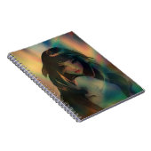 虹の光に囲まれたアニメの少女のアートワーク ノートブック (右側)