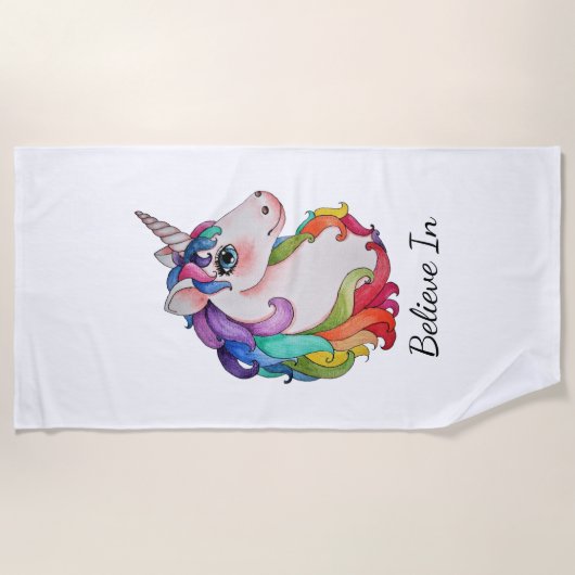 虹の毛を搭載する水彩画のユニコーン ビーチタオル (正面)