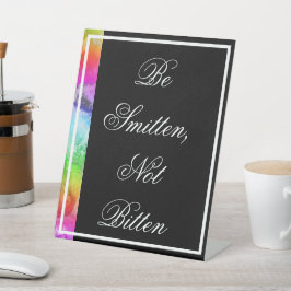 虹の水の色は臭気スプレーを食べていないsmitten 台座サイン