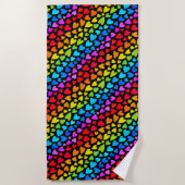 虹の水色のハートパターン ビーチタオル (正面)