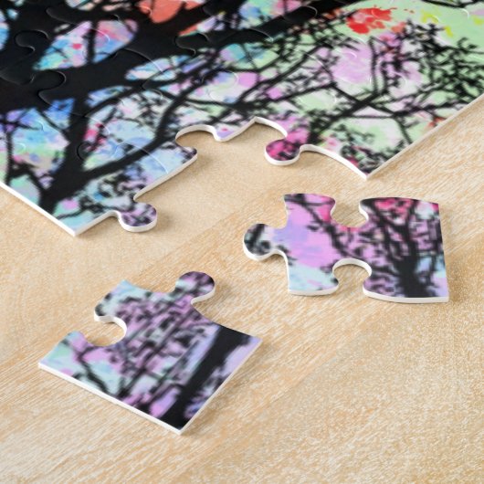 虹の水色の空、黒いシルエットの木 ジグソーパズル (側面)