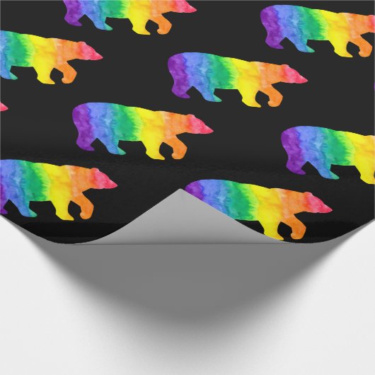 虹の洗浄は黒い覆いに関係します ラッピングペーパー (角)