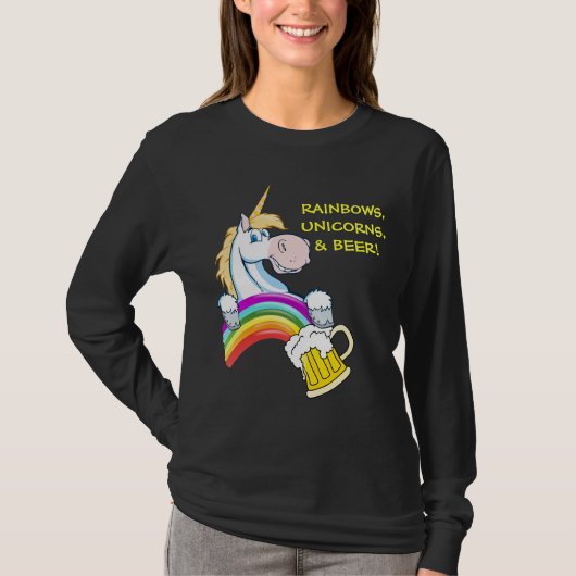 虹の端に金ゴールドのパイント(ユニコーンと) Tシャツ (正面)