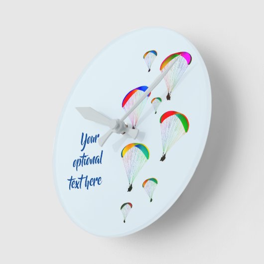 虹の翼を持つパラグライダーのグループ – あなたのテキスト ラウンド壁時計 (傾斜)