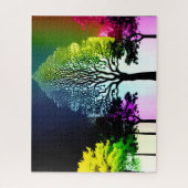 虹の背景を持つ黒い木のシルエット ジグソーパズル (縦)