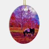 虹の色のフィールドにポニー セラミックオーナメント (右)