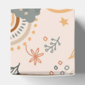 虹の雲サンパターン、アーストーン フェイバーボックス (上部)