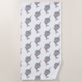 虹のNarwhalsのビーチタオル ビーチタオル (正面)