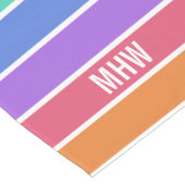 虹はカスタムなモノグラムのテーブルのランナーを着色します ショートテーブルランナー (コーナー)